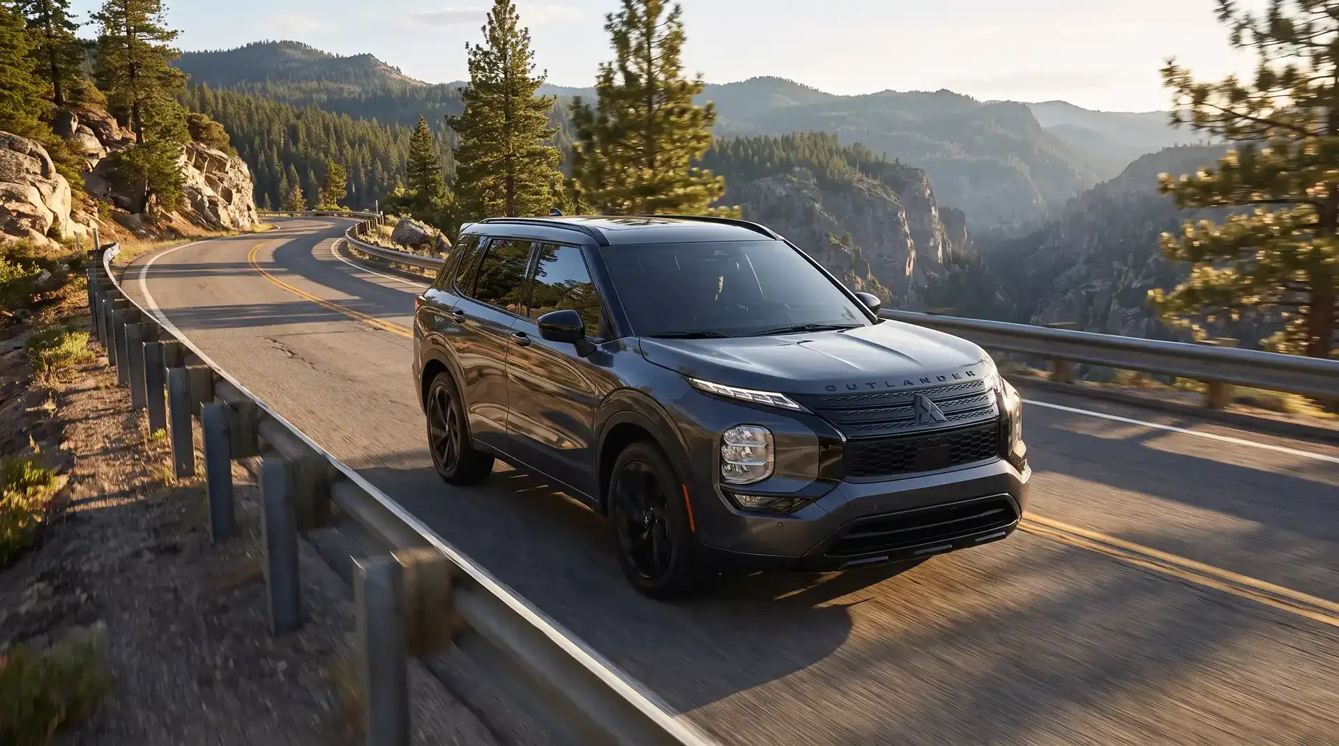 2026 Mitsubishi Outlander Black Edition Exterior With 20-Inch Black Alloy Wheels and Black Dynamic Shield