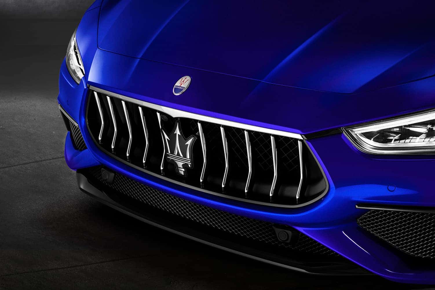 2020 Maserati Ghibli front grill | Bennett Maserati of Allentown is a Car Dealership near Wescosville PA in Allentown