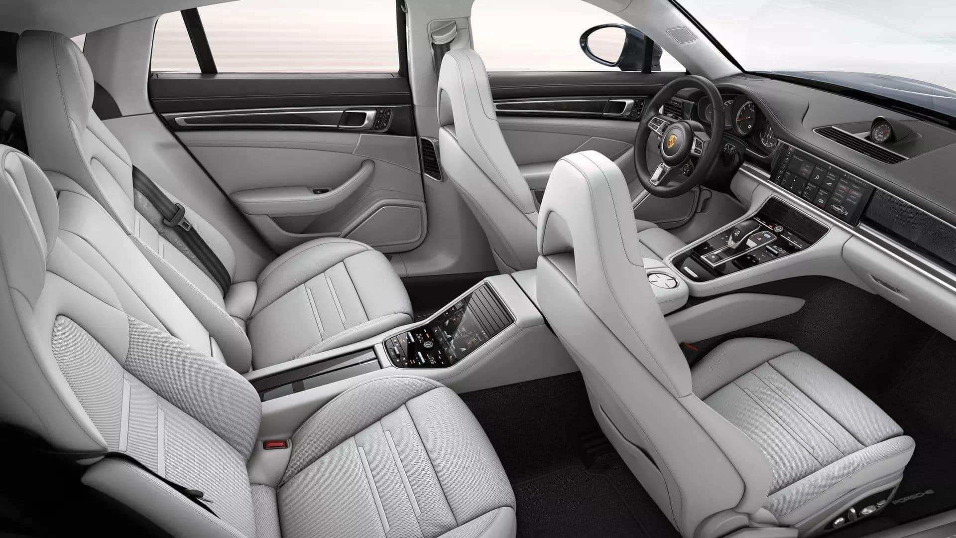 2019 Porsche Panamera Interior