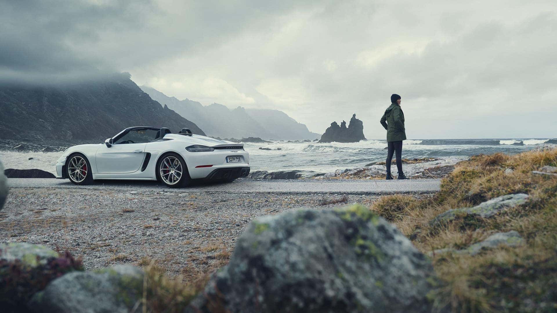2020 Porsche 718 Spyder Safety