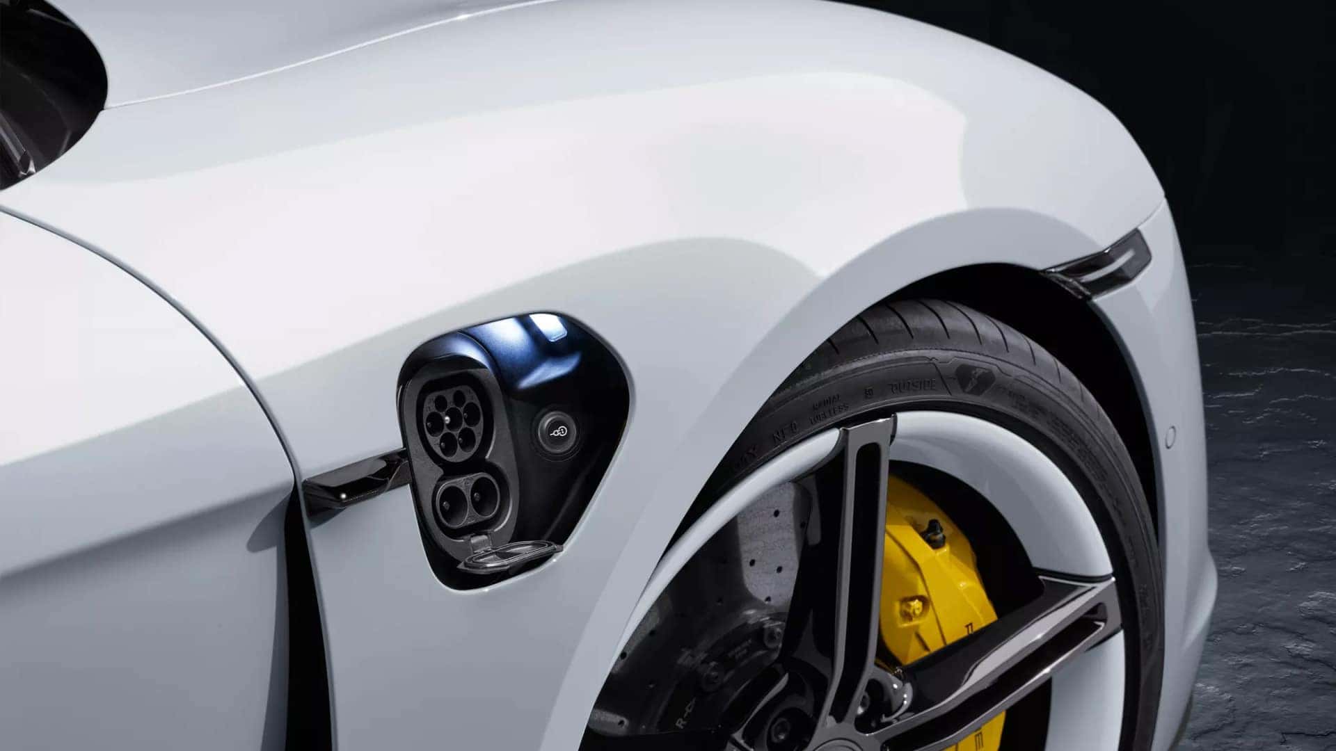 2020 Porsche Taycan Exterior