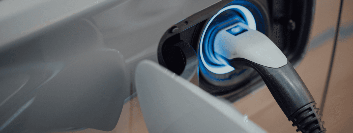 Automakers Announce Plans for Charging Stations