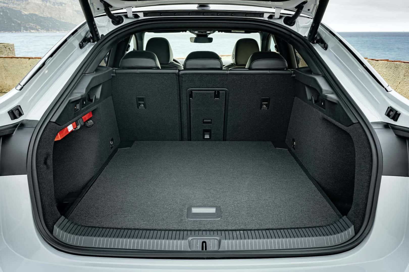 Volkswagen ID.7 Rear Cargo Capacity