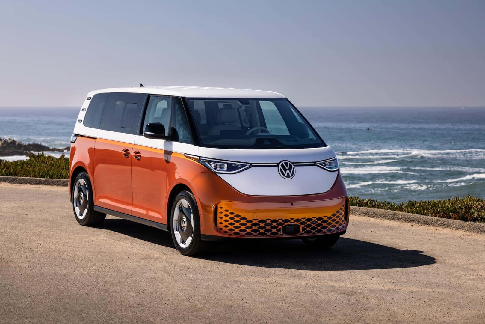 2025 Volkswagen ID.Buzz Energetic Orange Metallic and Candy White