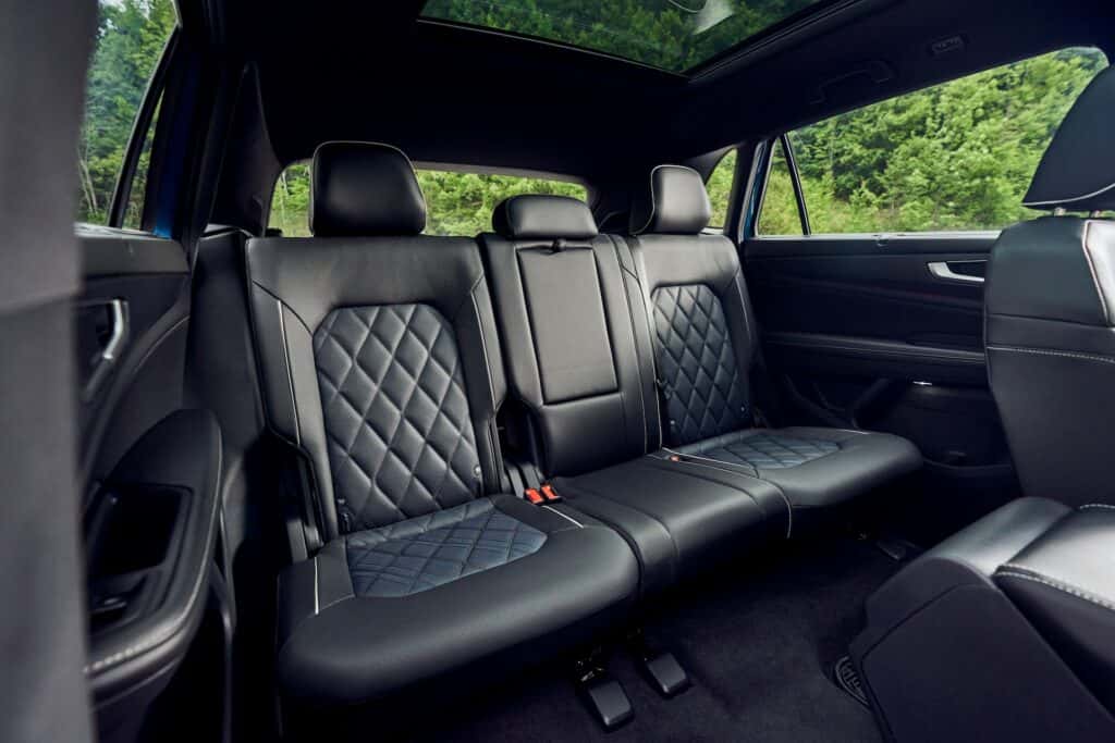 2024 Volkswagen Atlas Cross Sport Interior Rear Seat