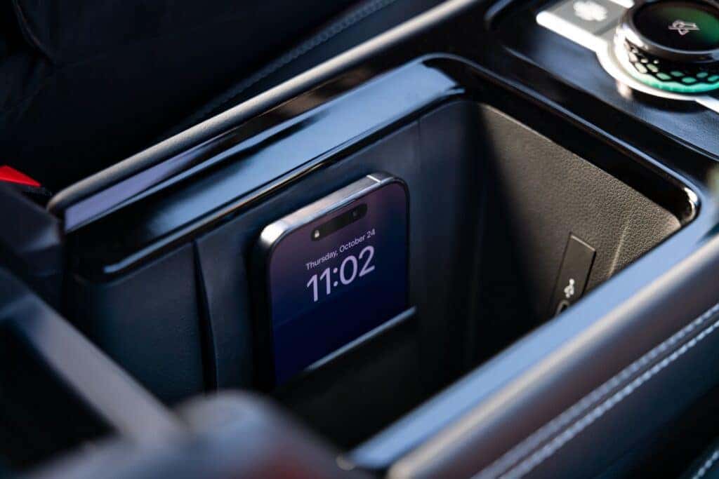 Wireless Charging in the 2025 VW Tiguan R-Line