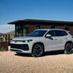 Volkswagen Tiguan R Line side view