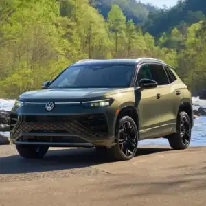 2026 VW Tiguan Front and Driver's Side Profile