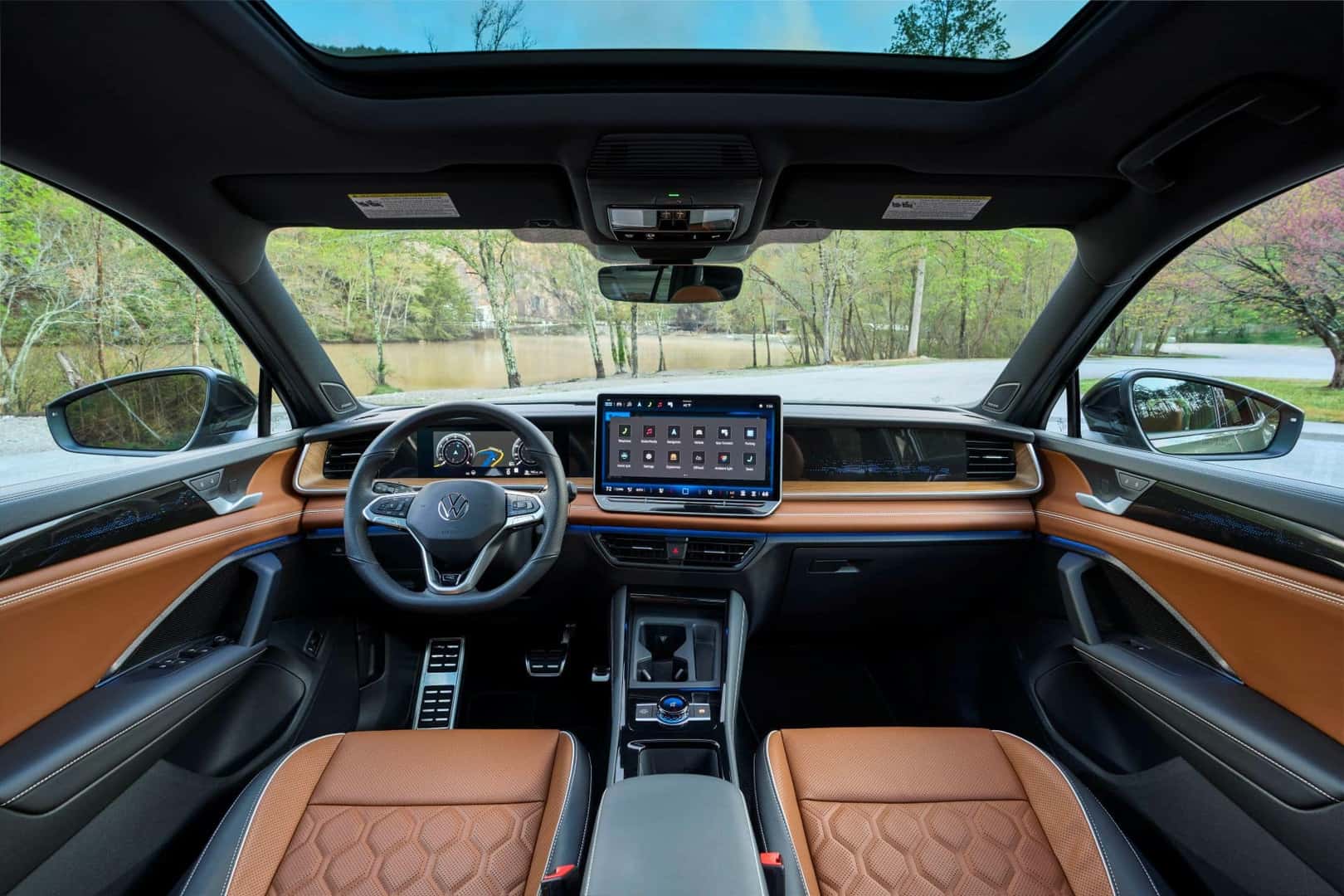 2026 Volkswagen Tiguan Amber Brown interior