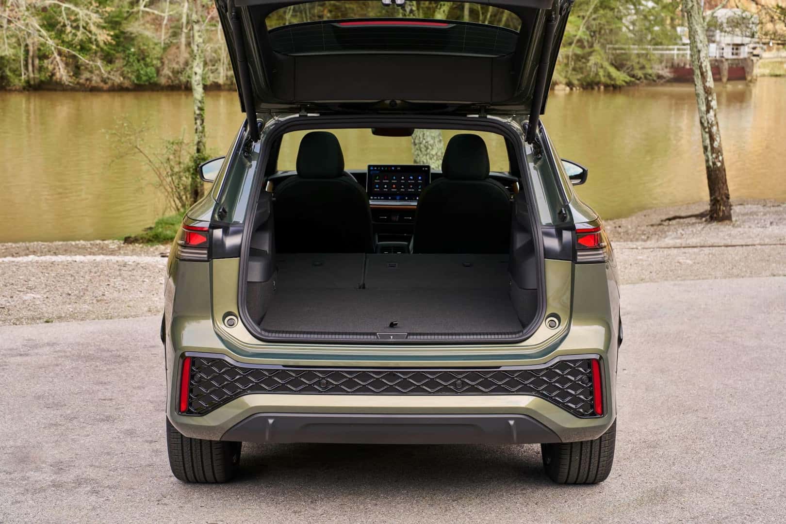 2026 Volkswagen Tiguan Avocado Green Pearl opened liftgate