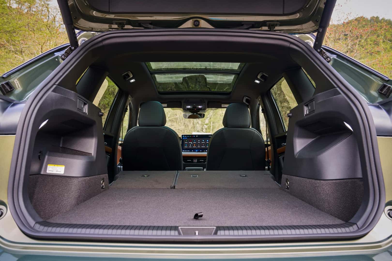 The Impressive Cargo Space Of The Spacious 2026 Volkswagen Tiguan