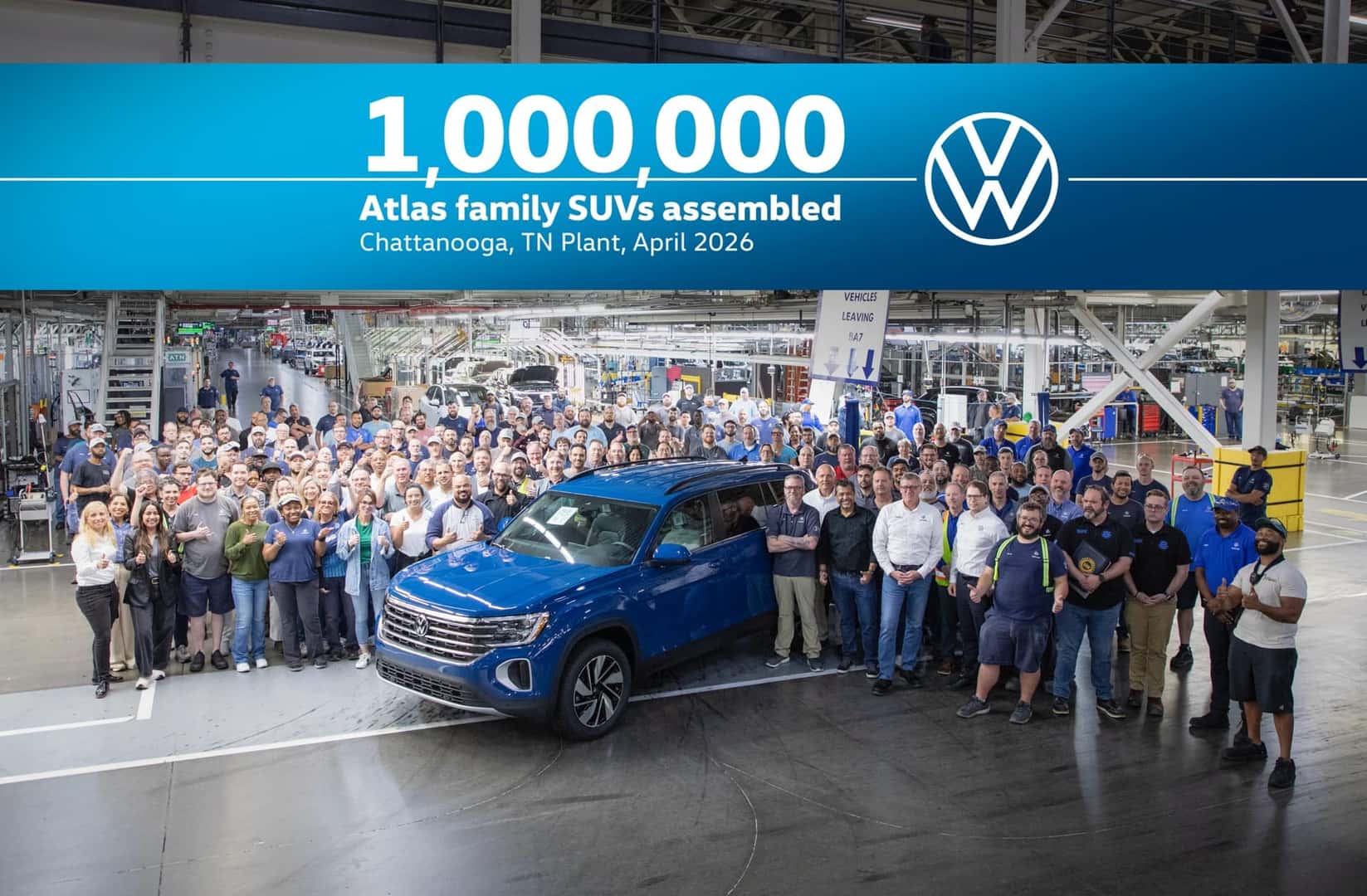 The One-Millionth Volkswagen Atlas Assembled, Pictured With A Fraction Of The 4,000 Workers Who Made This Atlas Possible