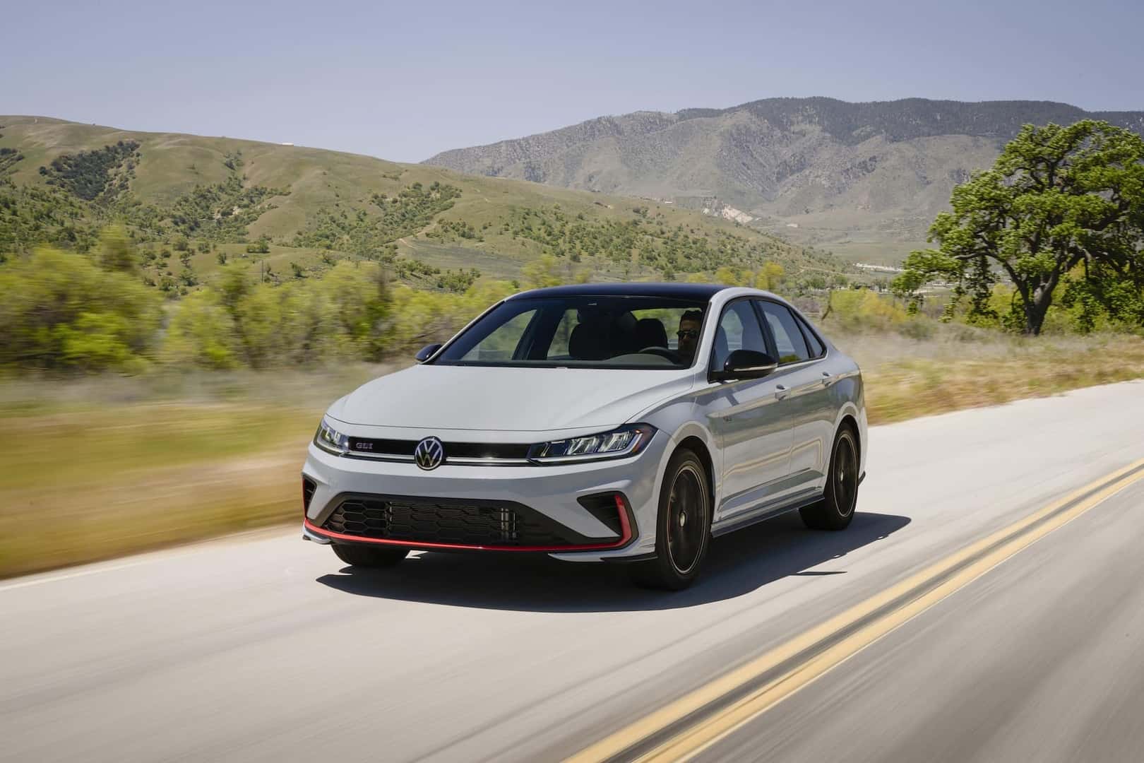 Jetta JLI Front View Driving