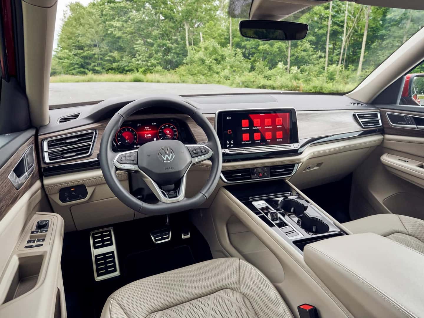2026 Volkswagen Atlas interior