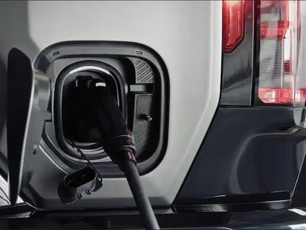 GMC Hummer EV Pickup Charging
