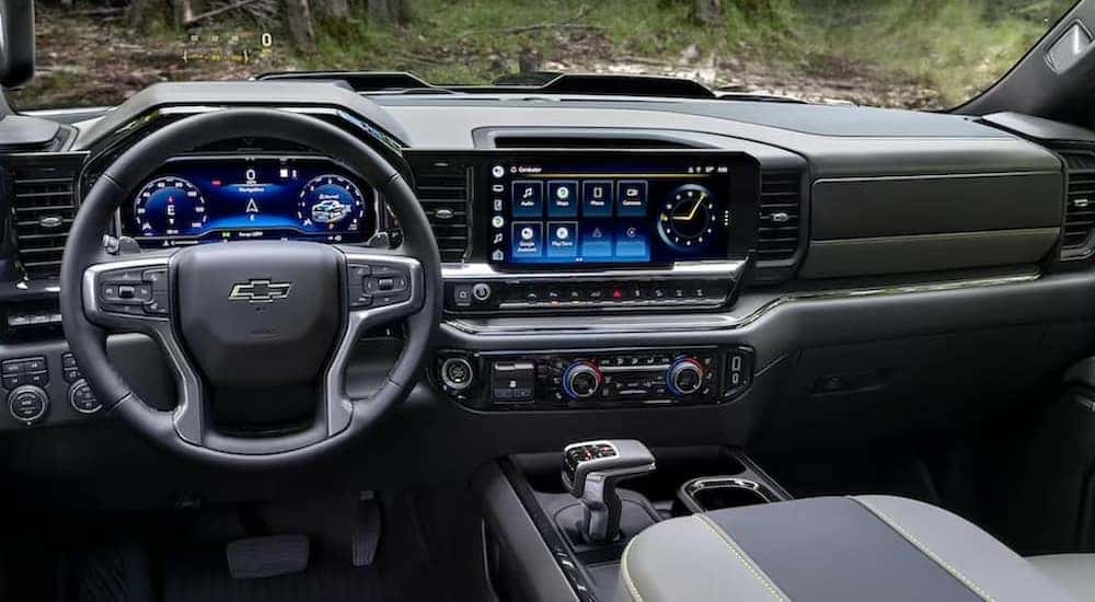 https://di-uploads-pod20.dealerinspire.com/edwardschevydowntown/uploads/2024/03/Chevy-Silverado-1500-for-Sale-Near-Bessemer-2023-Chevy-Silverado-1500-interior.jpg