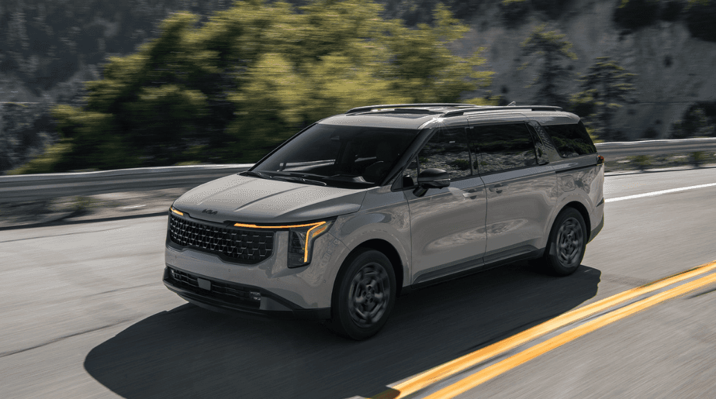 New Kia Carnival