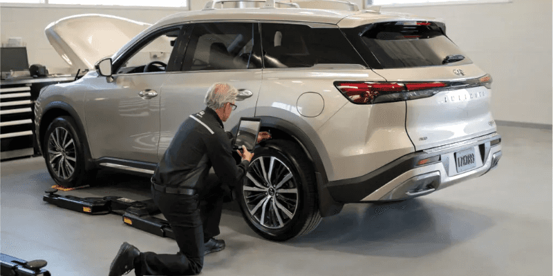 INFINITI Collision Repair