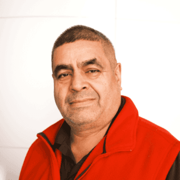 Roberto R.