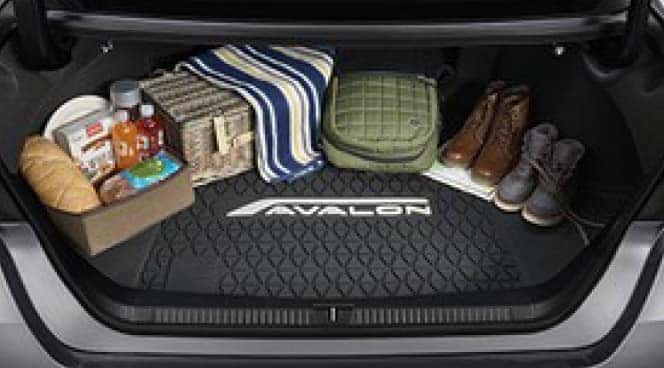 2017 Toyota Avalon Cargo Tray - Black