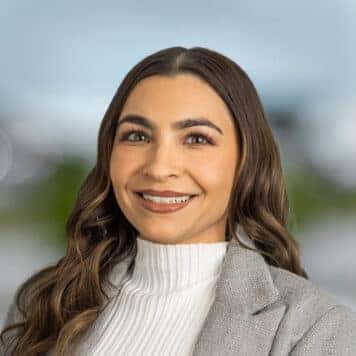Alondra Bustos