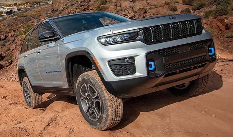 2023 Jeep Grand Cherokee Specs & Info | Jim Browne CDJR of Dade City