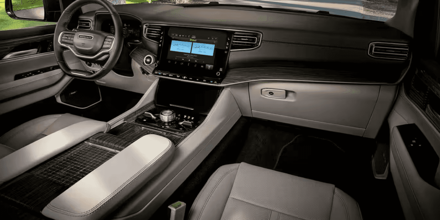 2024 Jeep Wagoneer Interior