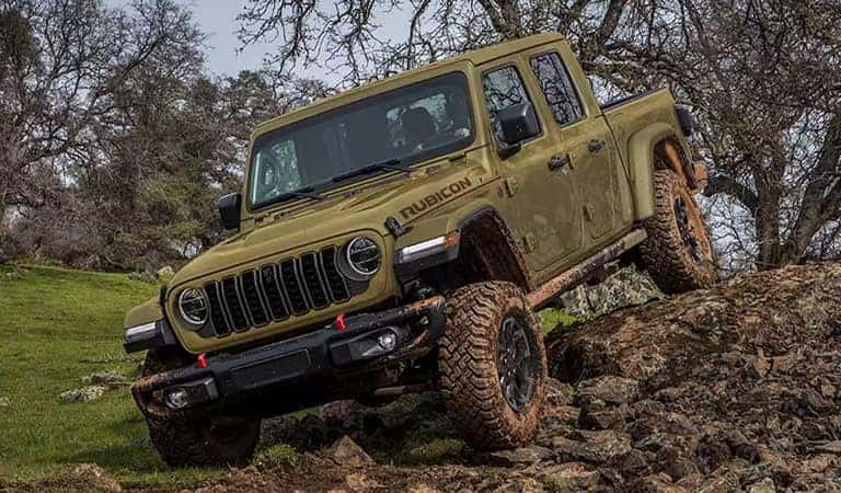 New 2025 Jeep Gladiator Dade City FL