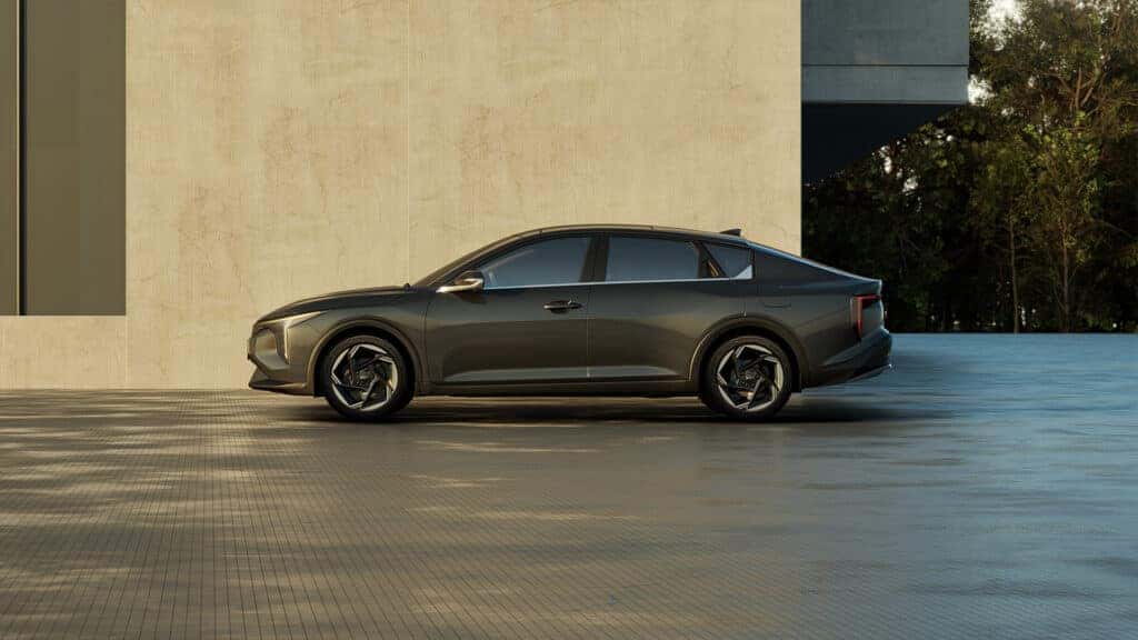 What New Technologies are in the 2025 Kia K4?