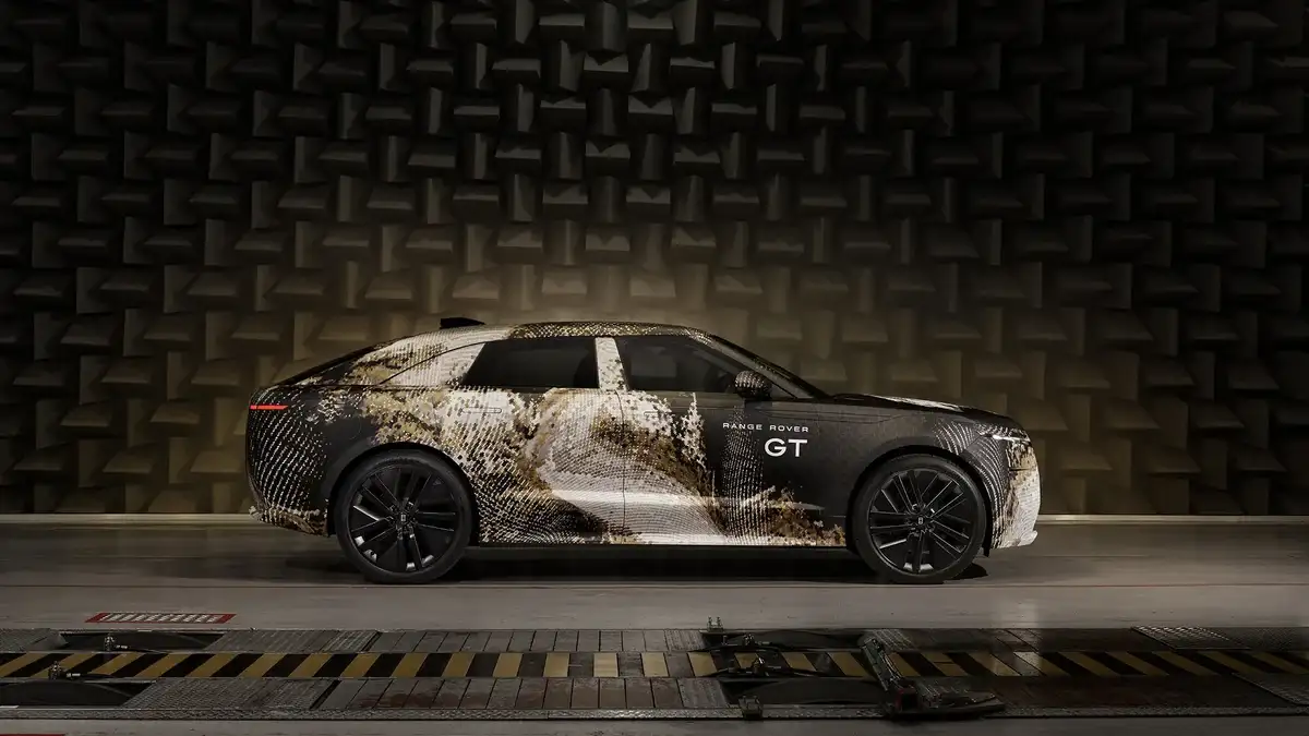 Side profile of the camouflaged Range Rover GT prototype