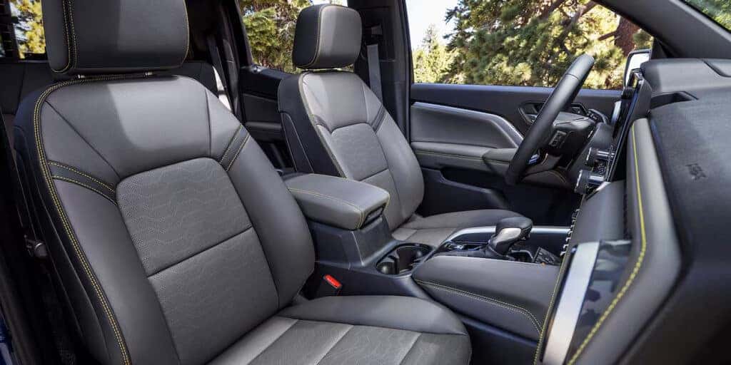 2024 Chevrolet Colorado interior with comfortable seating and stylish design details.