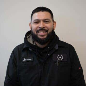 Arturo  Avila