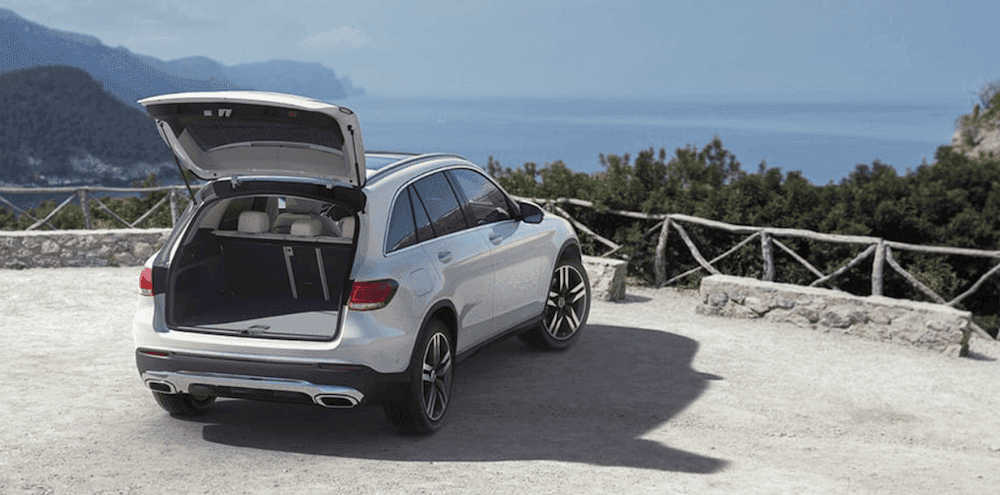 https://di-uploads-pod20.dealerinspire.com/mercedesbenzofbeaverton/uploads/2020/11/2021-Mercedes-Benz-GLC-Open-Trunk-Dimensions-Banner.png