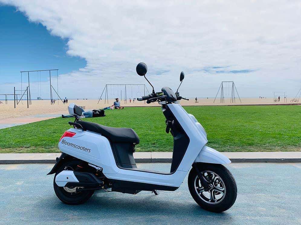 Zoom deals electric scooter