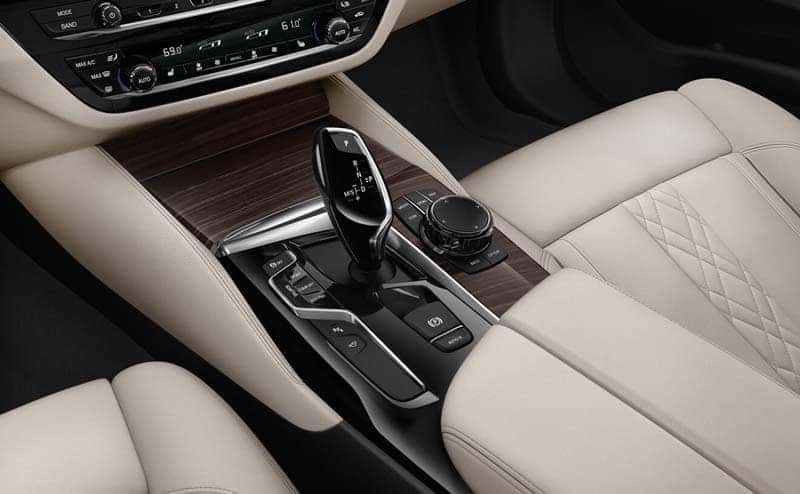 2019-BMW-5-Series
