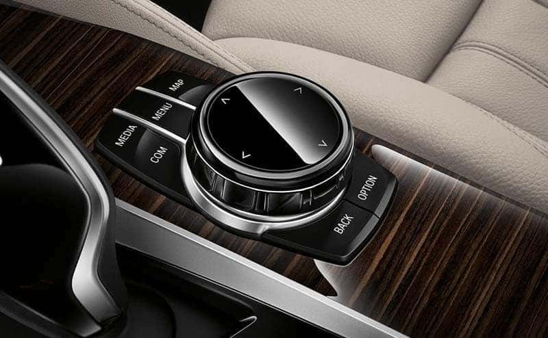 2019-BMW-5-Series