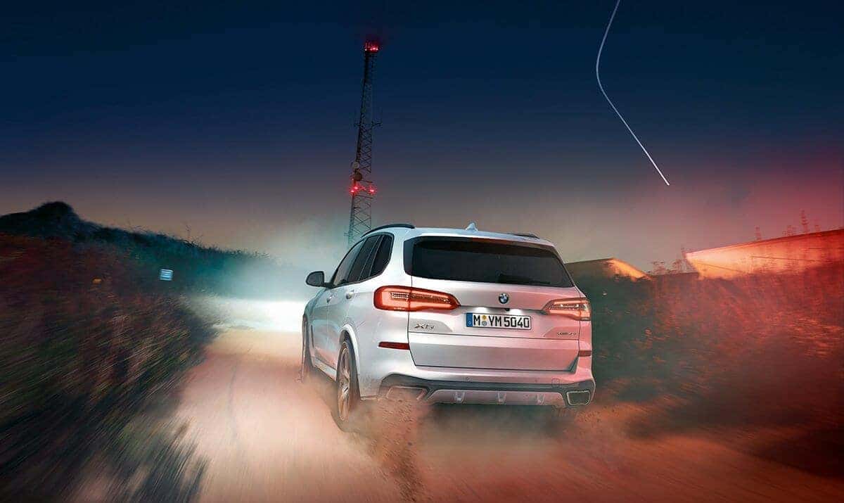 2019-BMW-X5-exterior-rear