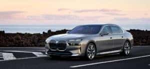BMW i7