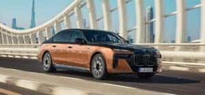 BMW i7 M70