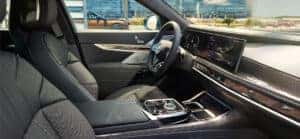 BMW i7 M70