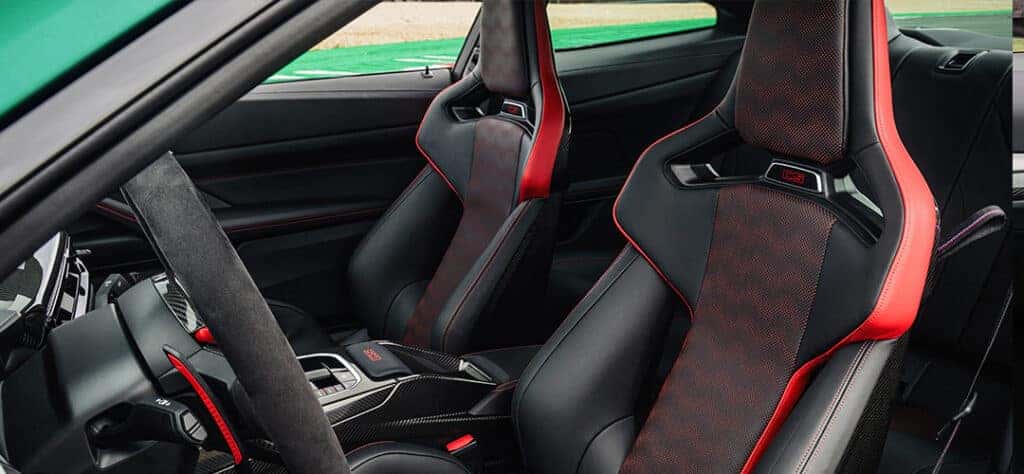 BMW M4 CS seats