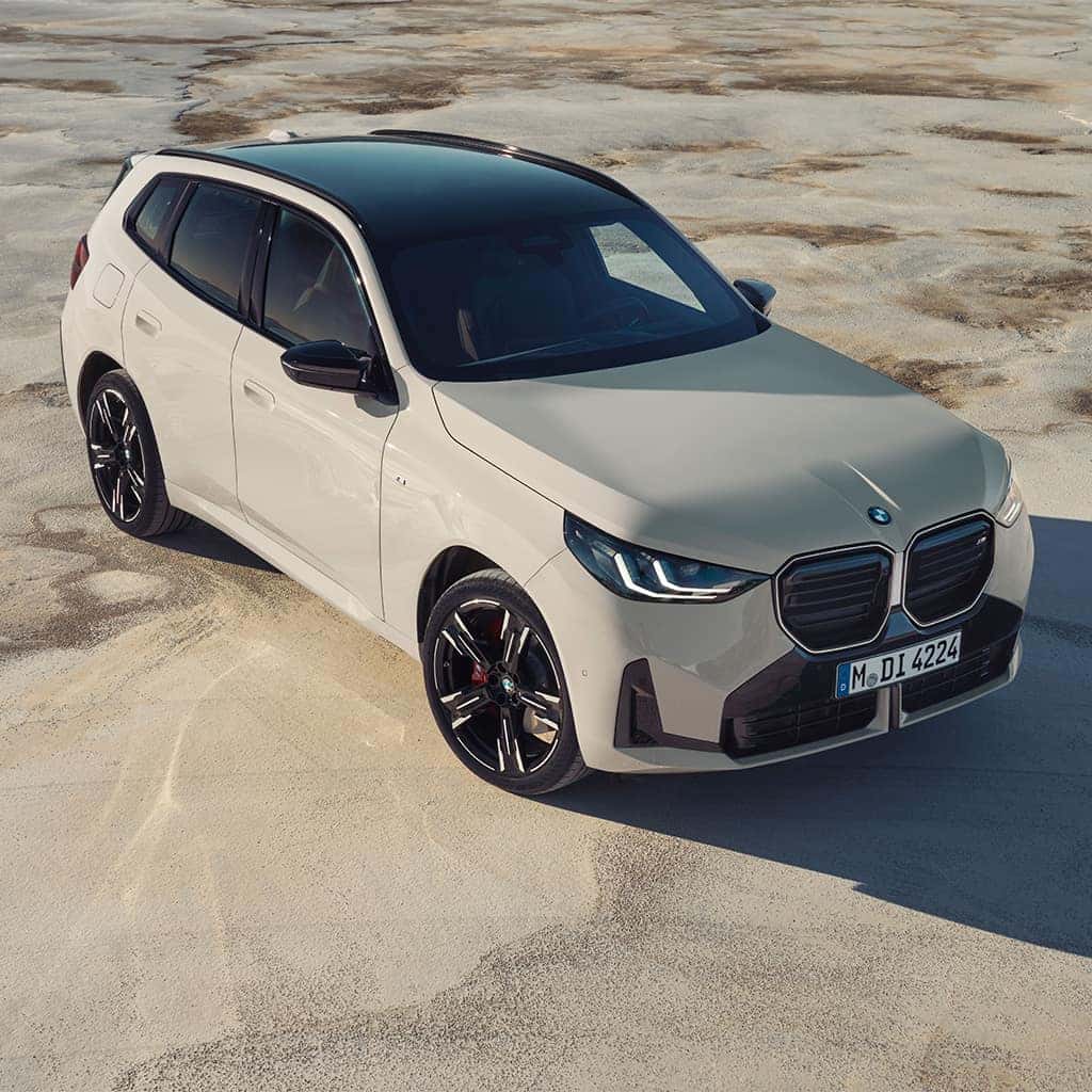 2025 BMW X3 dynamic side profile