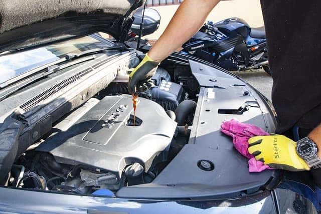 signs your car needs an oil change