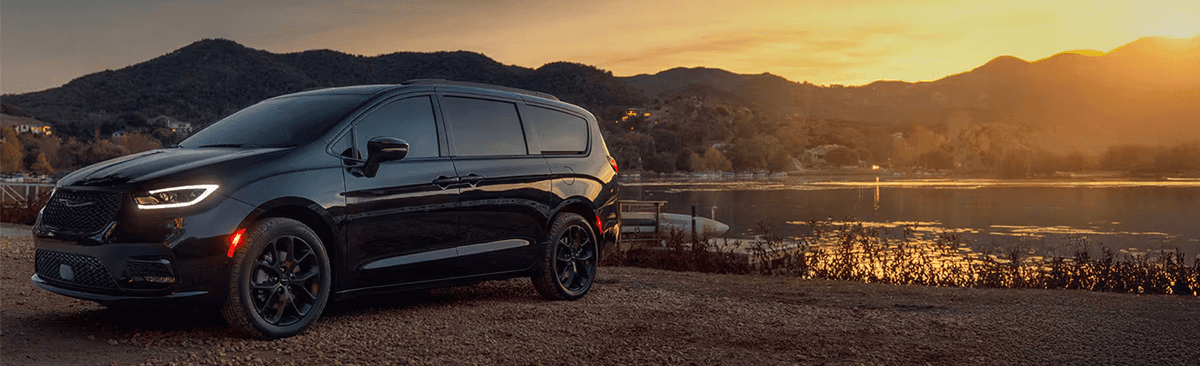 2026 Chrysler Pacifica exterior view