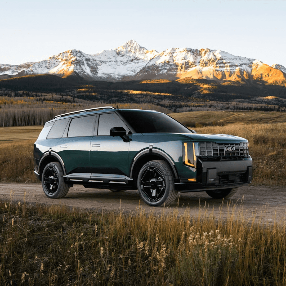 Hybrid And Luxury Message Graphic For 2027 Kia Telluride