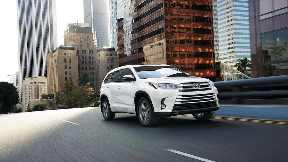 new 2019 Toyota Highlander starting MSRP vs the competition
