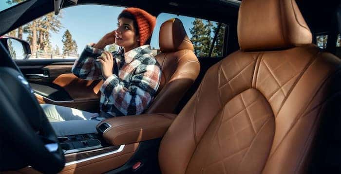 2020 Toyota Highlander heated and ventilated front seats